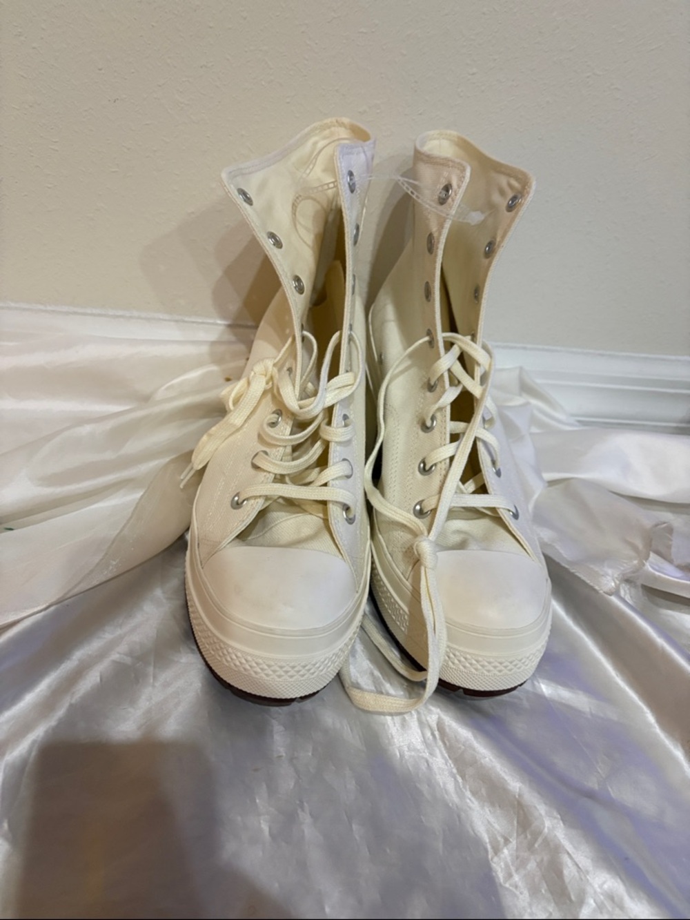 Converse High Top Canvas Sneakers in Cream/White  Chuck Taylor 70's Hi Deluxe